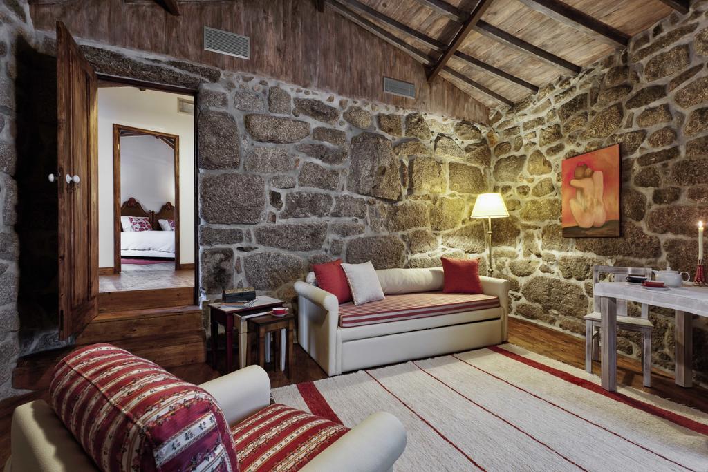 Agroturismo Casa De Louredo Paredes (Porto)