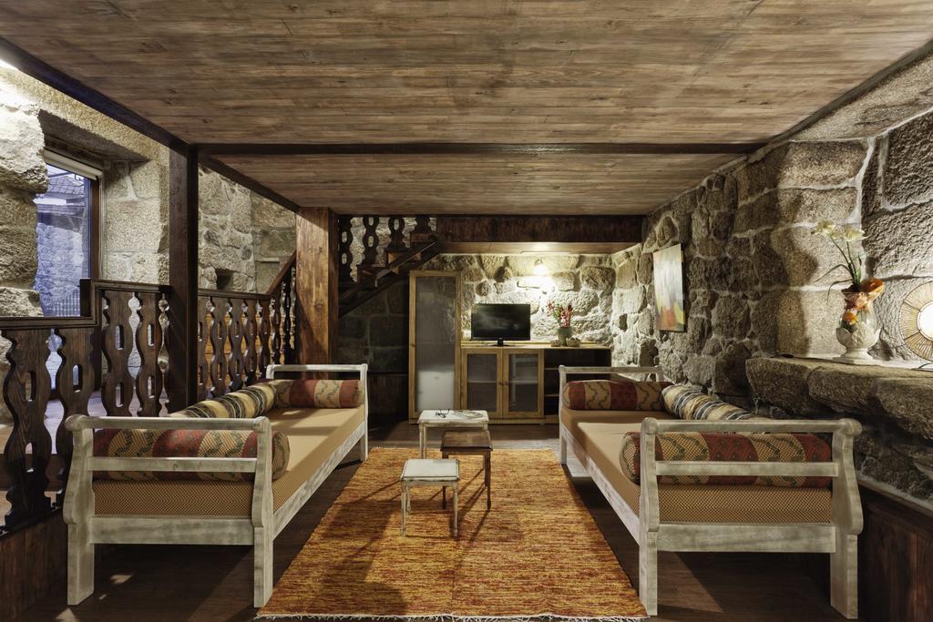 Casa De Louredo Séjour à la ferme Paredes (Porto)
